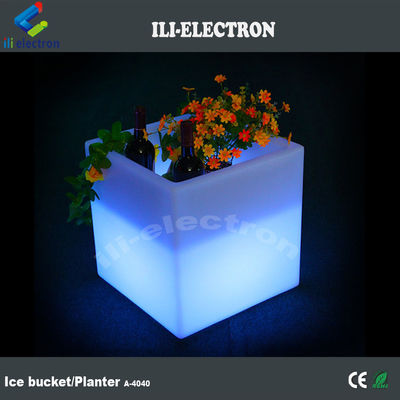 정면 PE 플라스틱 조명 LED 얼음 버킷 / LED 꽃 냄비 / 꽃 심기
