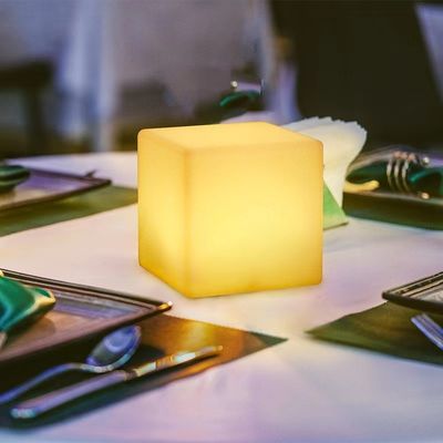 6인치 LED 큐브 야간등 다채로운 USB 충전 방수