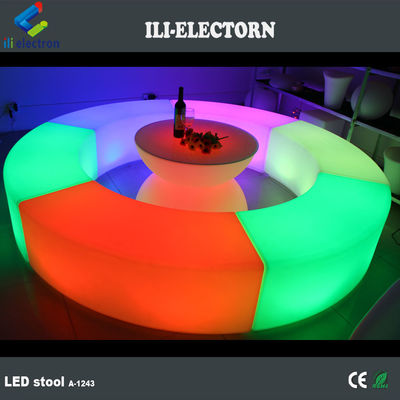 색을 바꾸는 재충전 가능한 LED 가구 LED 곡선 벤치 좌석