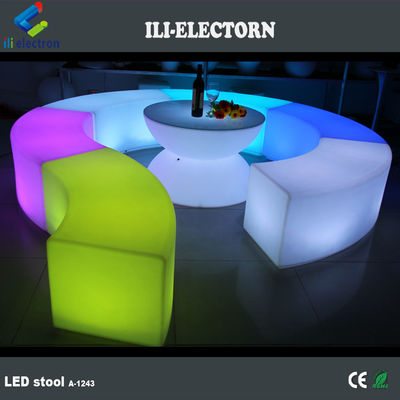 색을 바꾸는 재충전 가능한 LED 가구 LED 곡선 벤치 좌석