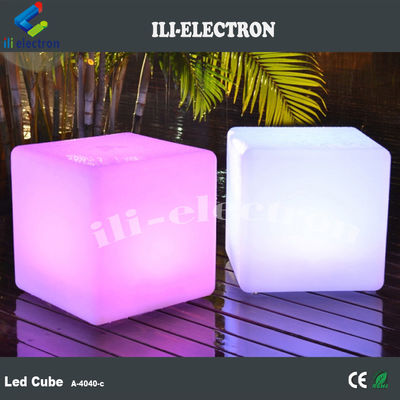 PE 플라스틱 3D LED 큐브를 켜