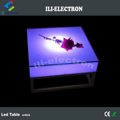 금속 선반과 함께 휴대용 평면 플라스틱 LED 조명 테이블