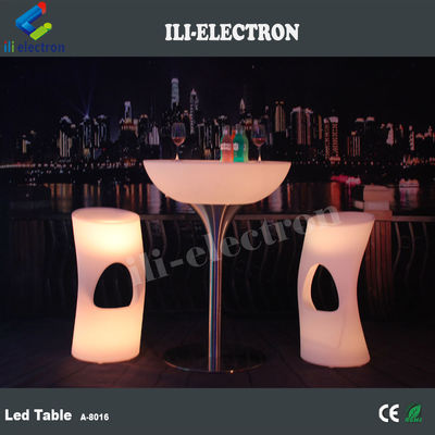 세련된 재충전 가능한 둥근 PE 플라스틱 LED 바 테이블/ LED 커피 테이블/ 나이트컬브 테이블