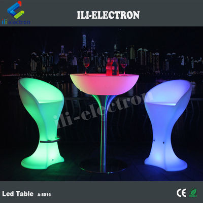 세련된 재충전 가능한 둥근 PE 플라스틱 LED 바 테이블/ LED 커피 테이블/ 나이트컬브 테이블
